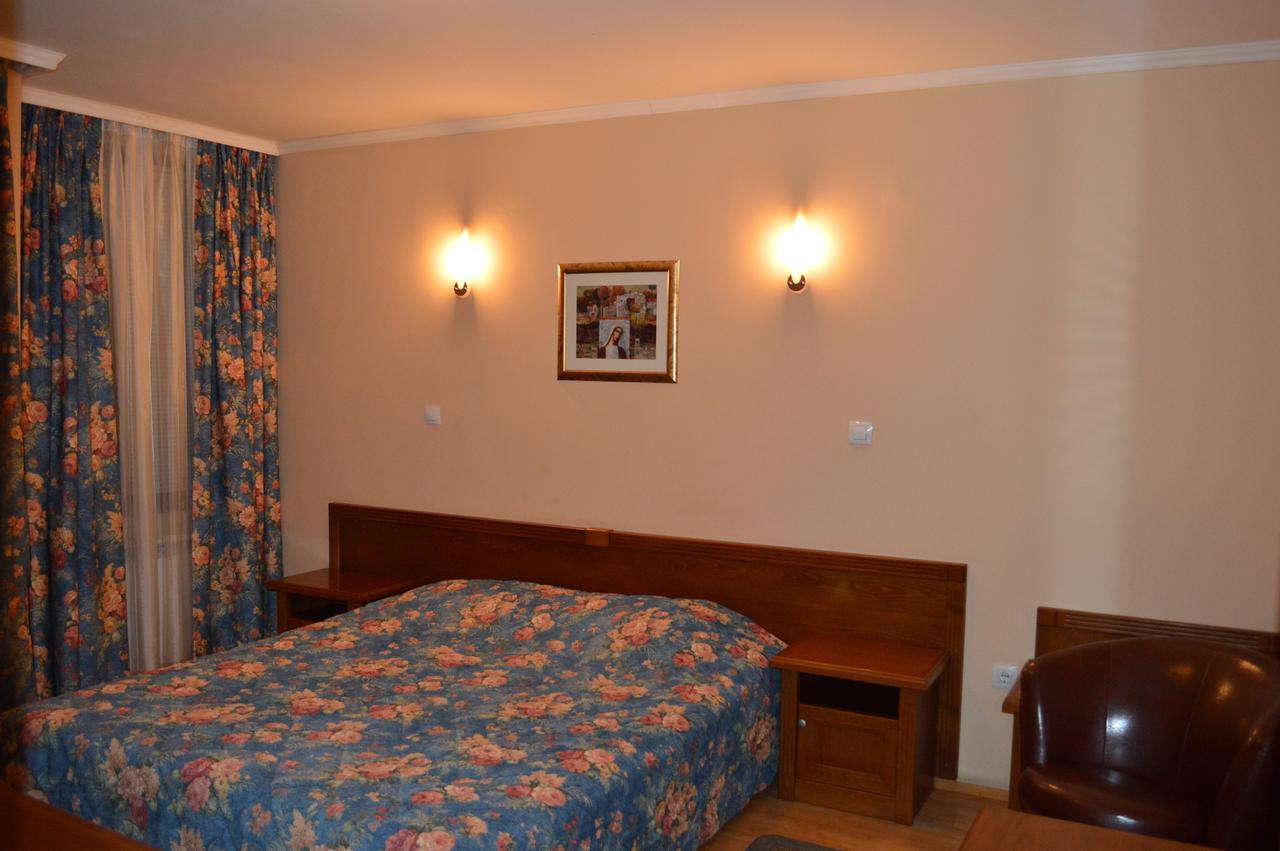 Hotel Drama Burgas Esterno foto