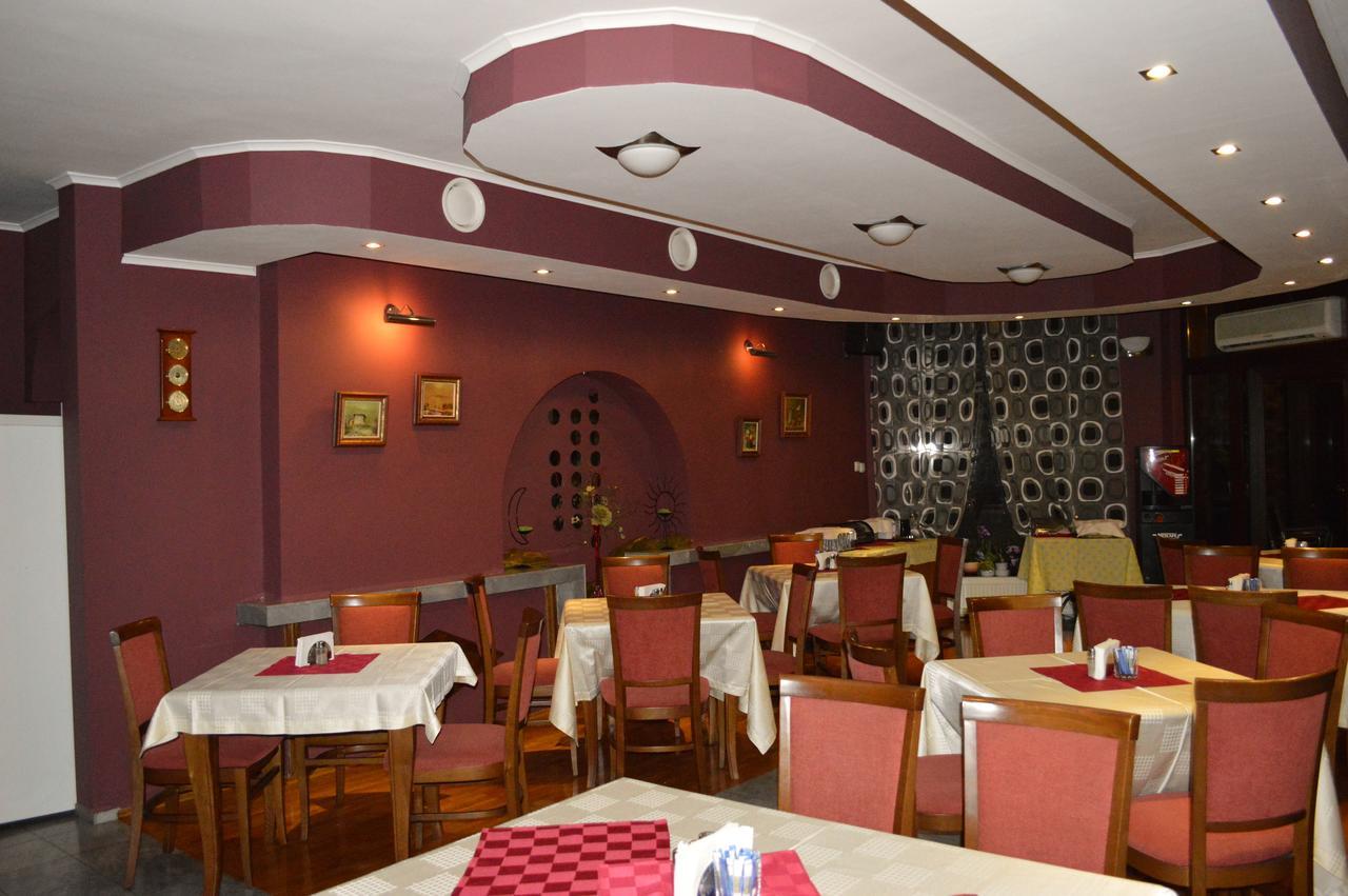 Hotel Drama Burgas Esterno foto